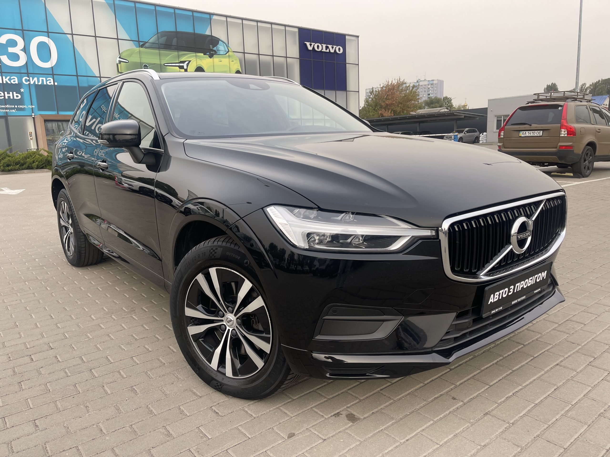 Volvo XC60 Momentum фото